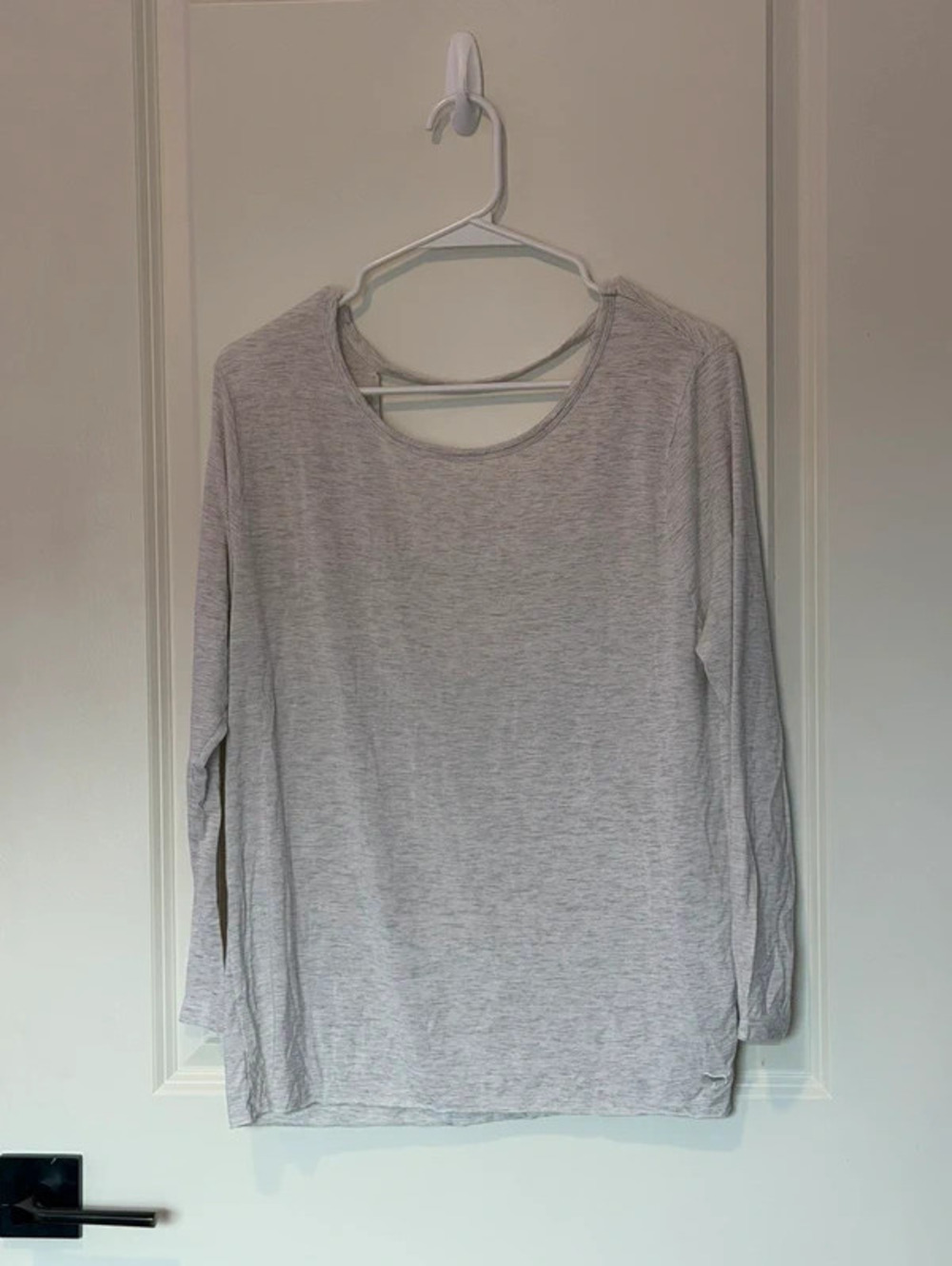 VS Pink size XS soft and comfy long sleeve shirt